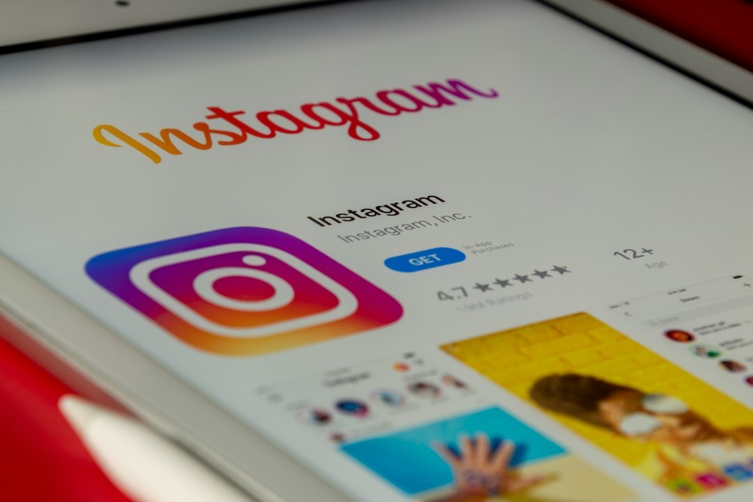 social media influencer posting