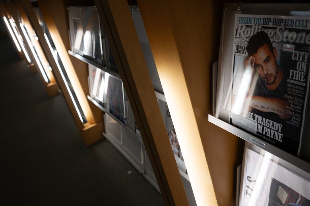 celebrity reading magazine